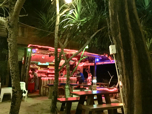 2 Days 3 nights chilling out in Koh Lanta - Restaurant Lanta Miami Resort