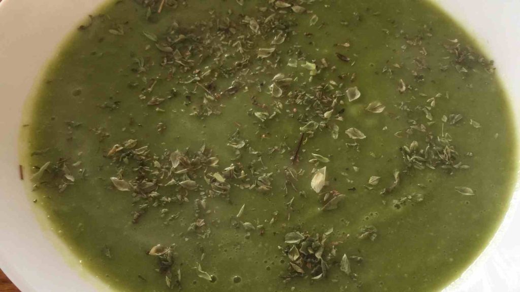 Quick and Easy Green Pea and Leek Soup Recipe